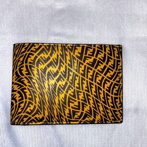 Fendi X Sarah Coleman wallet FF VERTIGO YELLOW BLACK